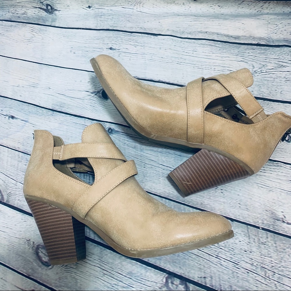 Guess | Tan Ankle Booties Size 11